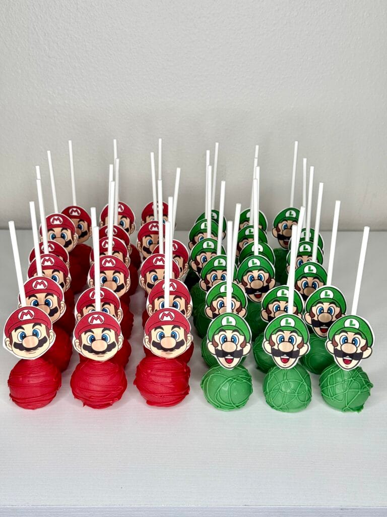 Customized Cake Pops